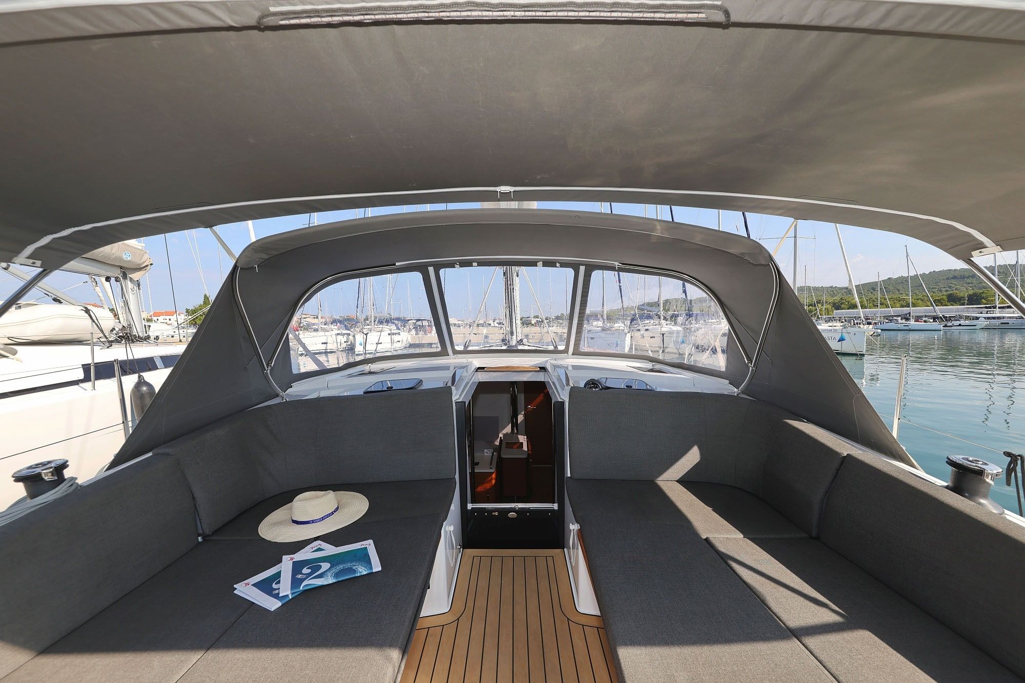 Hanse 410 | Cleo