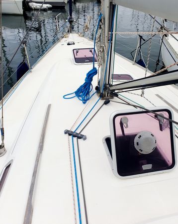 Dufour 385 | Mistral