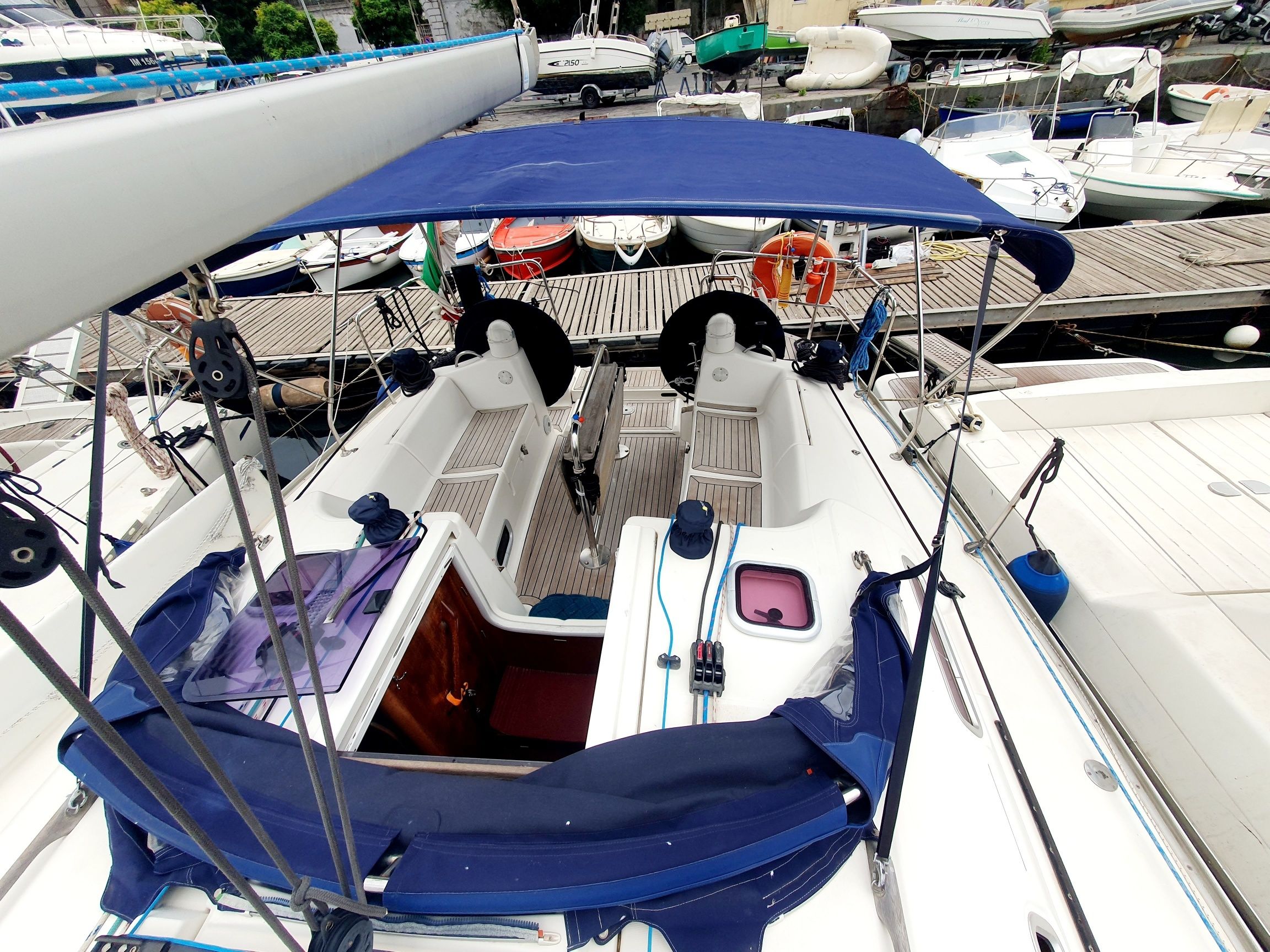 Dufour 385 | Mistral