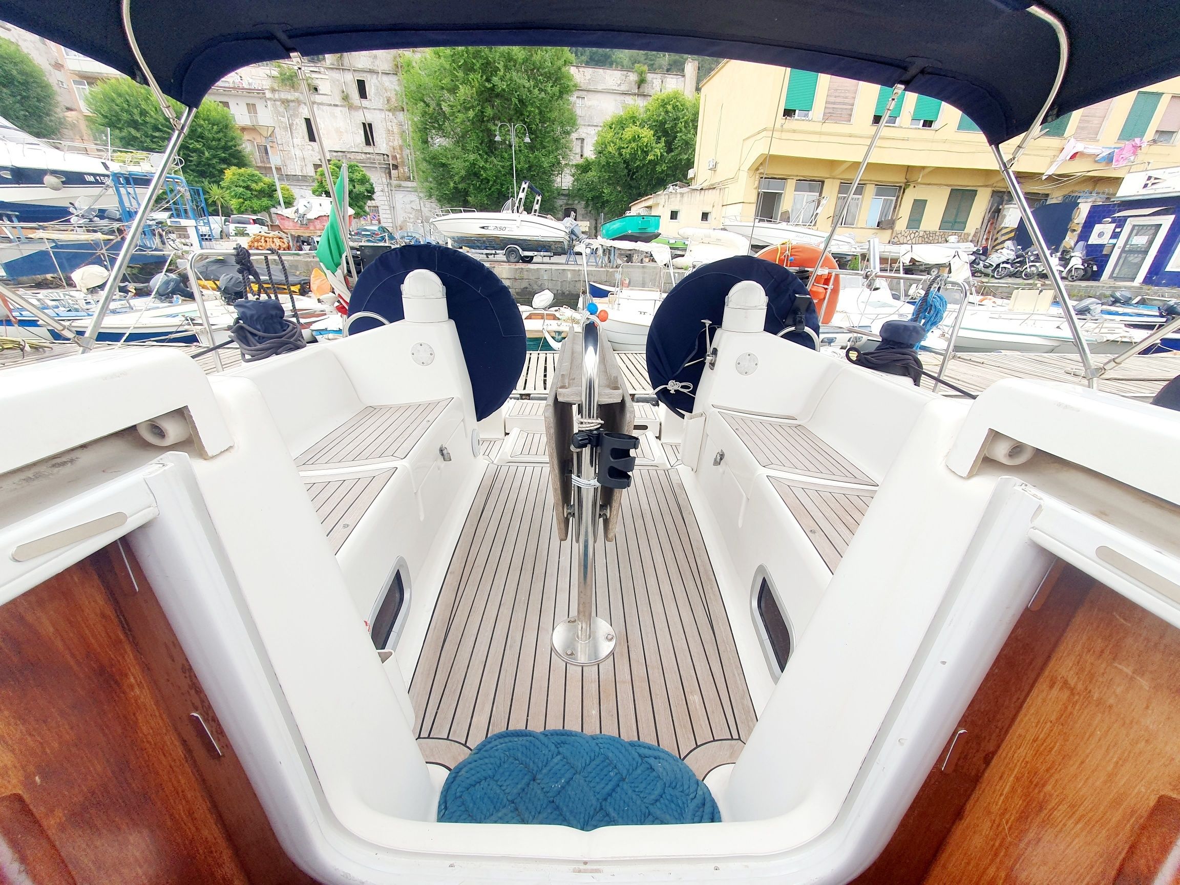 Dufour 385 | Mistral