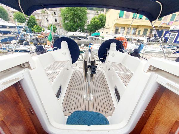 Dufour 385 | Mistral