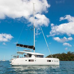 Lagoon 42 | Golden Bride