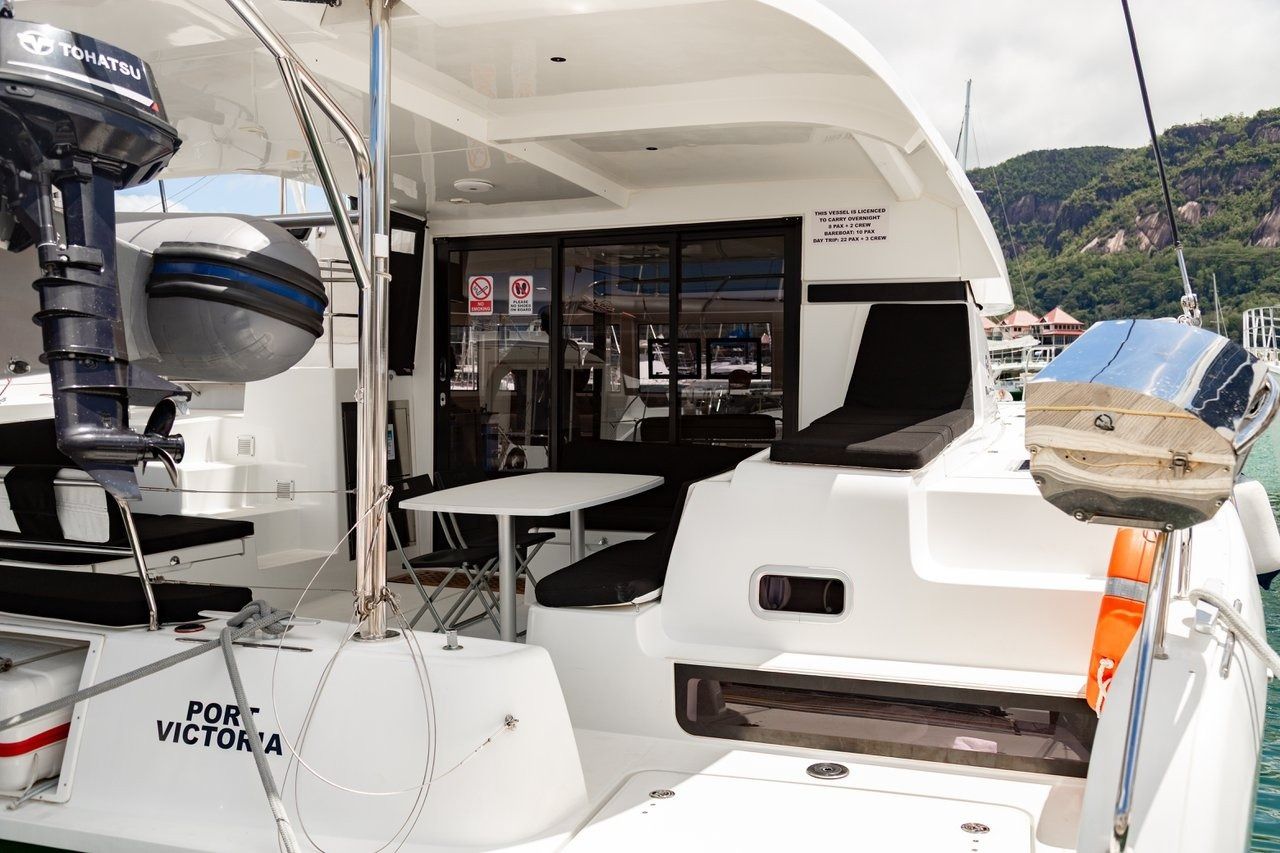 Lagoon 42 | Golden Bride