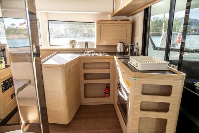 Lagoon 42 | Golden Bride