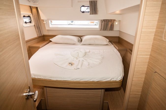 Lagoon 42 | Golden Bride