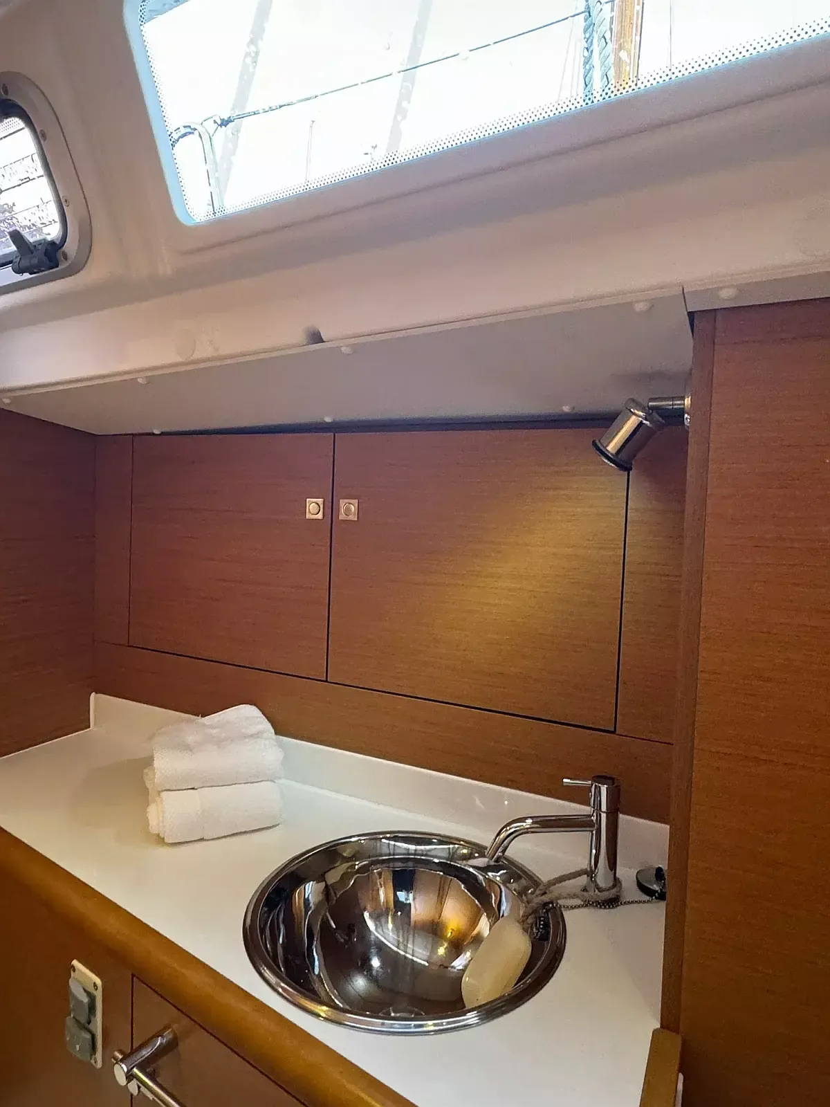 Jeanneau Sun Odyssey 409 | ZikkZakk