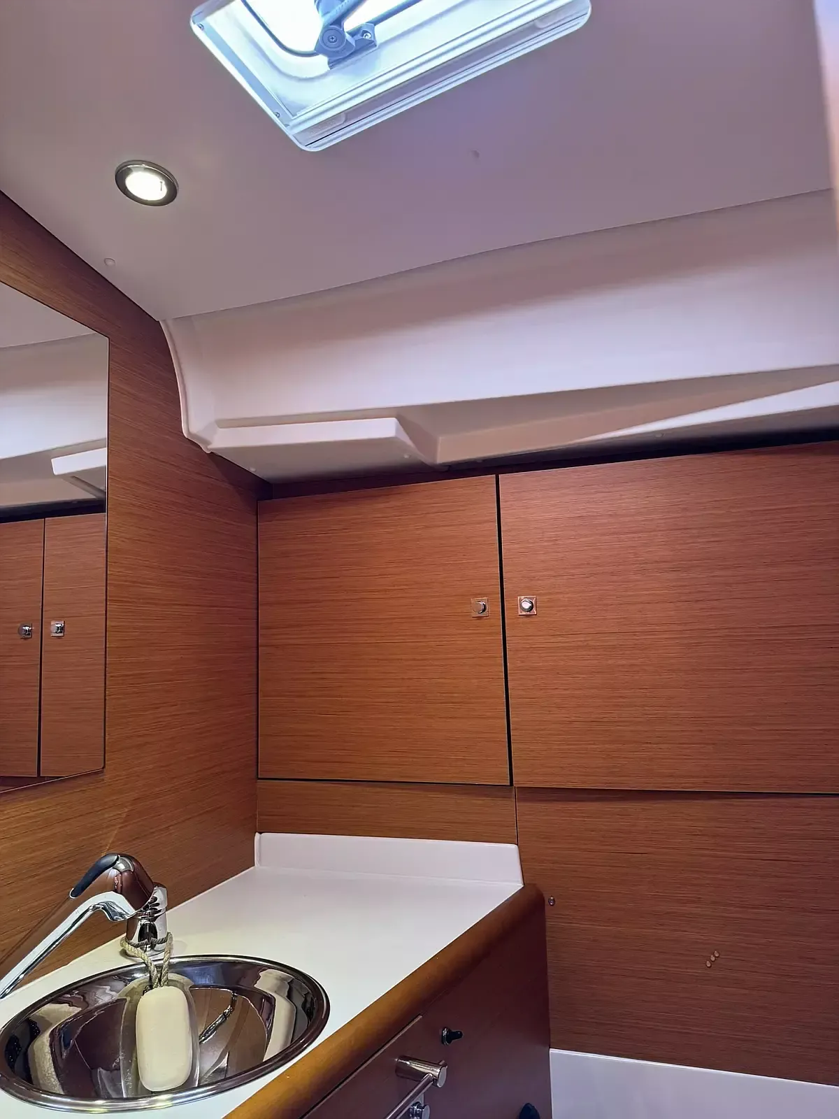 Jeanneau Sun Odyssey 409 | ZikkZakk