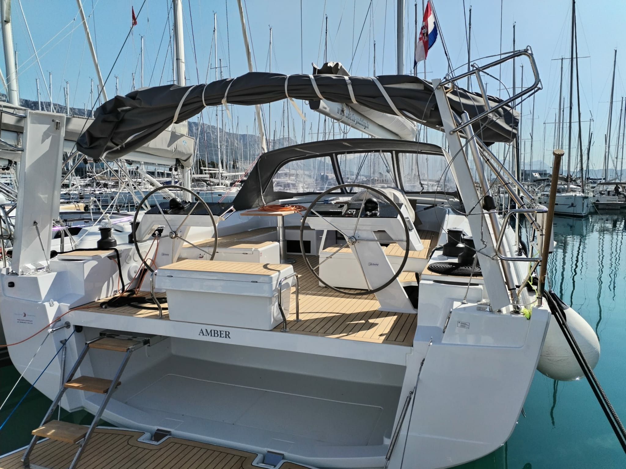 Hanse 510 | Amber