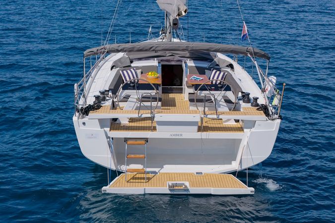 Hanse 510 | Amber
