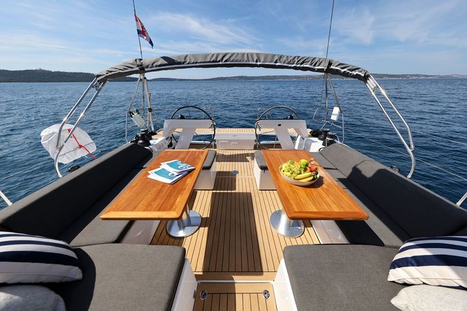 Hanse 510 | Amber