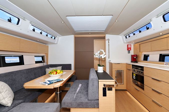 Hanse 510 | Amber