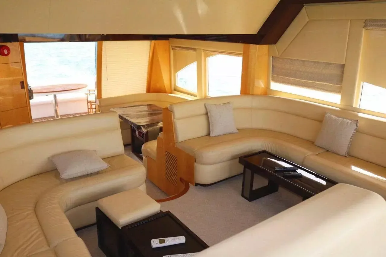 Majesty 56 | Aquaride