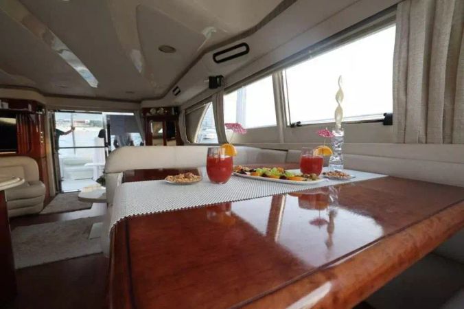 Sea Ray 580 | Seafaring