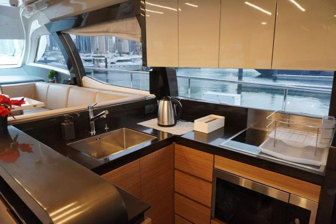 Ferretti 60 | AIM Blu Dubai
