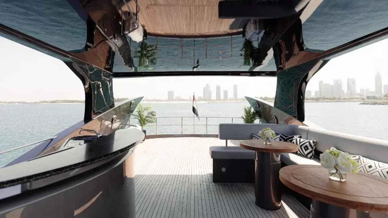 Sunseeker 82 | Matrix