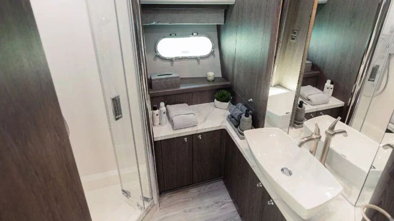 Sunseeker 82 | Matrix