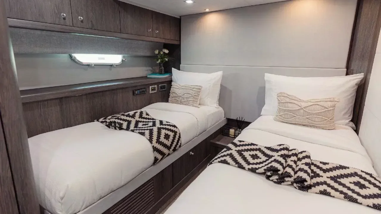 Sunseeker 82 | Matrix