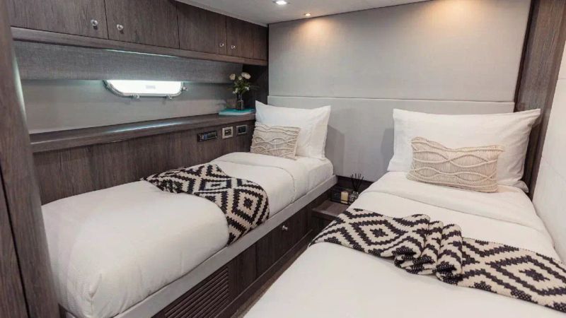 Sunseeker 82 | Matrix