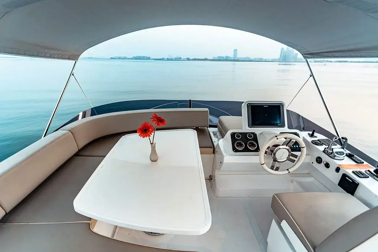 Azimut 43 | Fat Bob