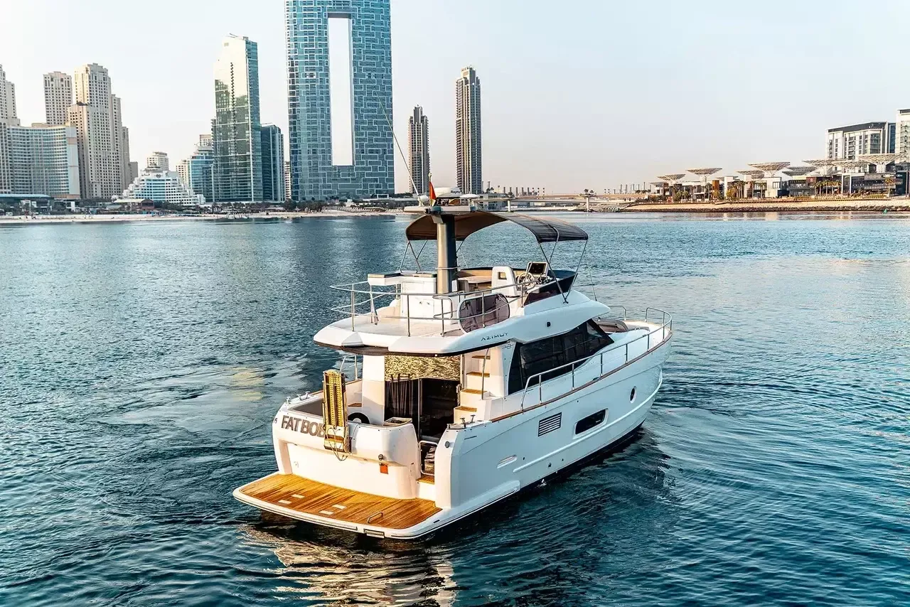 Azimut 43 | Fat Bob