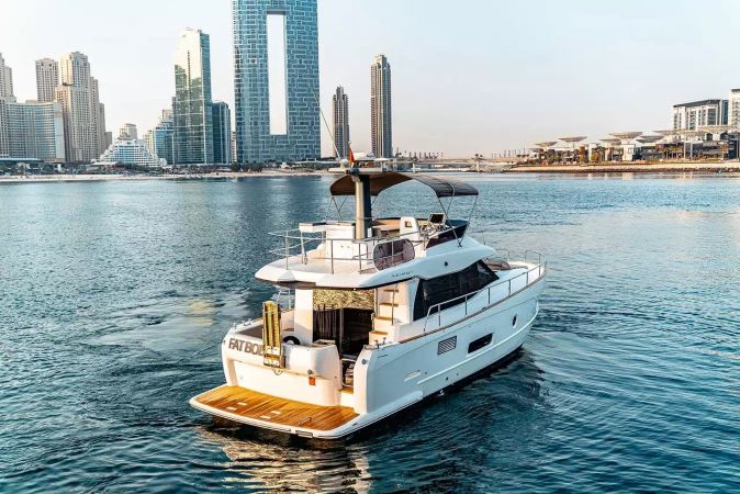 Azimut 43 | Fat Bob