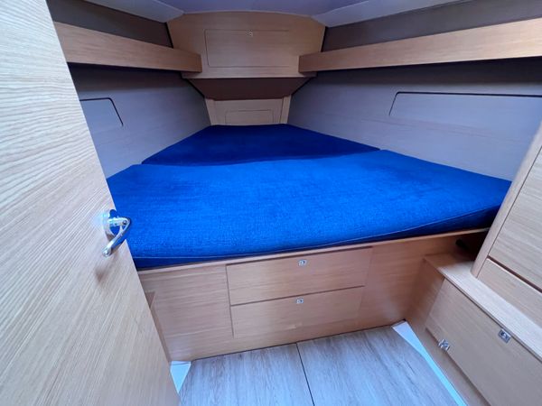 Dufour 382 | Freedom