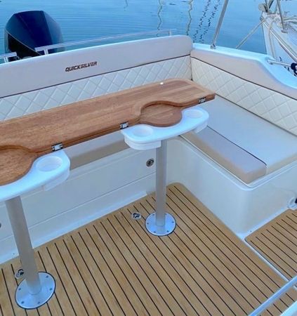 Quicksilver Activ 875 Sundeck | Geixer