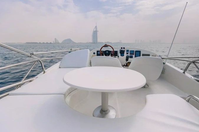 Jeanneau Prestige 32 | Avalon