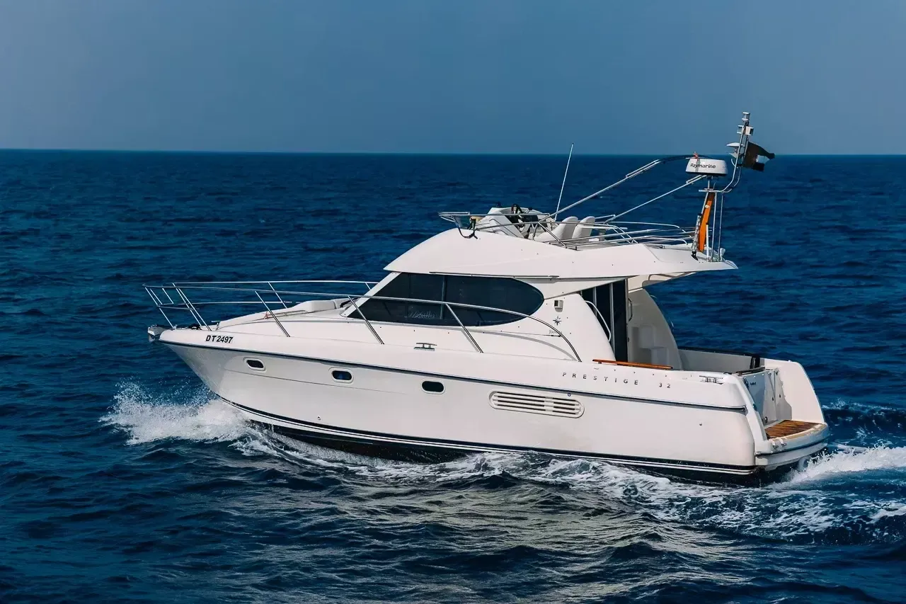 Jeanneau Prestige 32 | Avalon