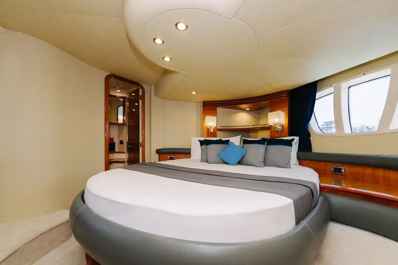 Azimut 55 | 8ofUS
