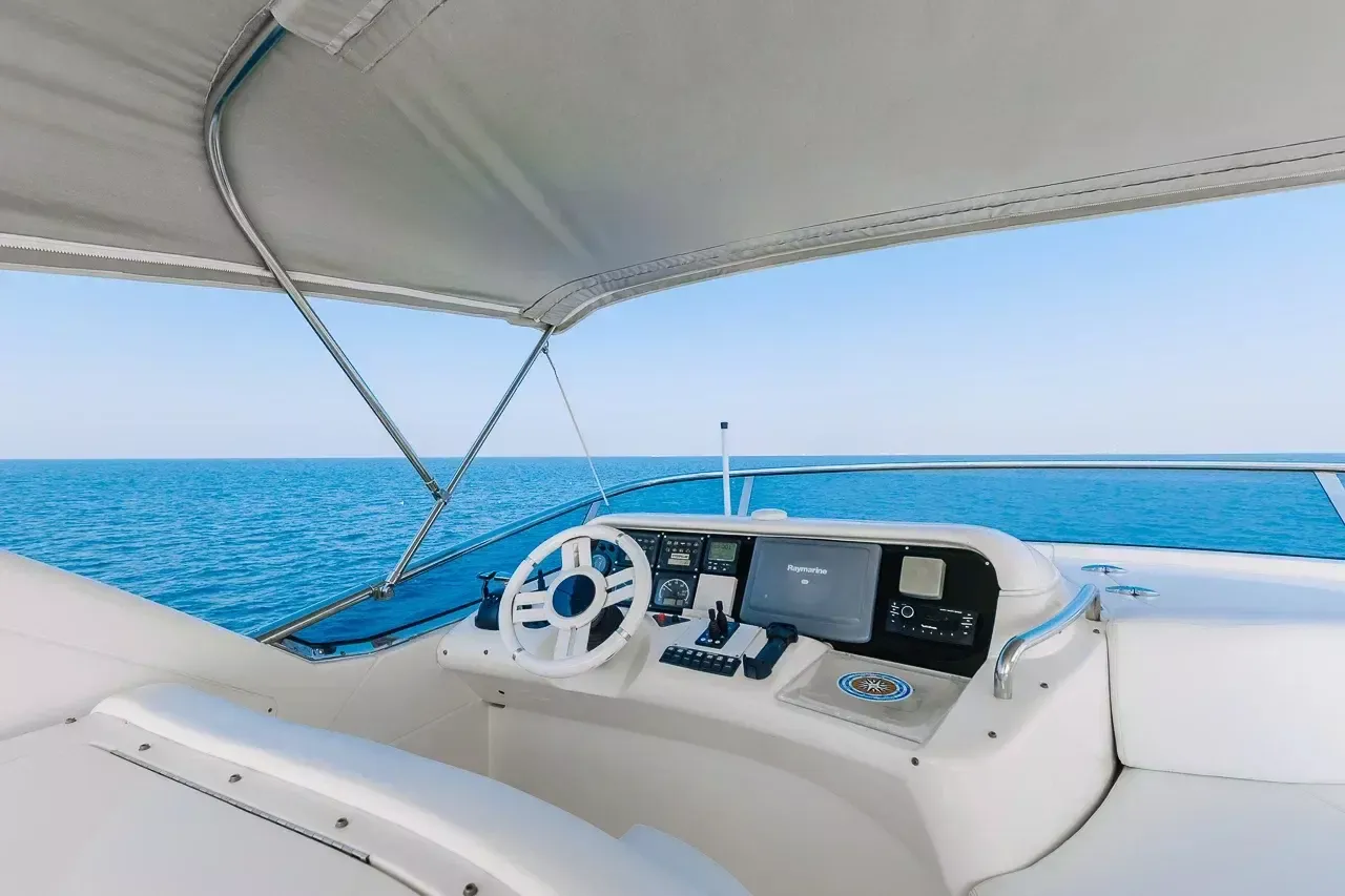 Azimut 55 | 8ofUS