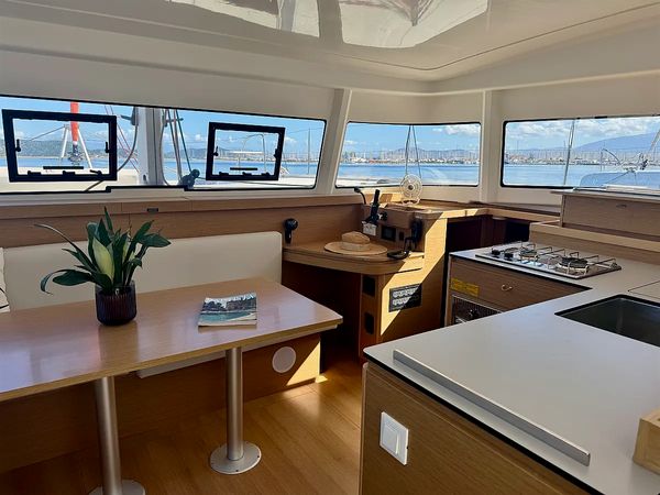 Excess 11 | Hellenic Breeze