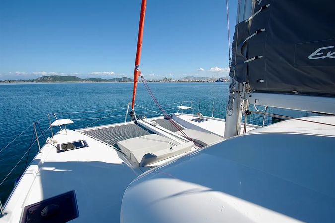 Excess 11 | Hellenic Breeze