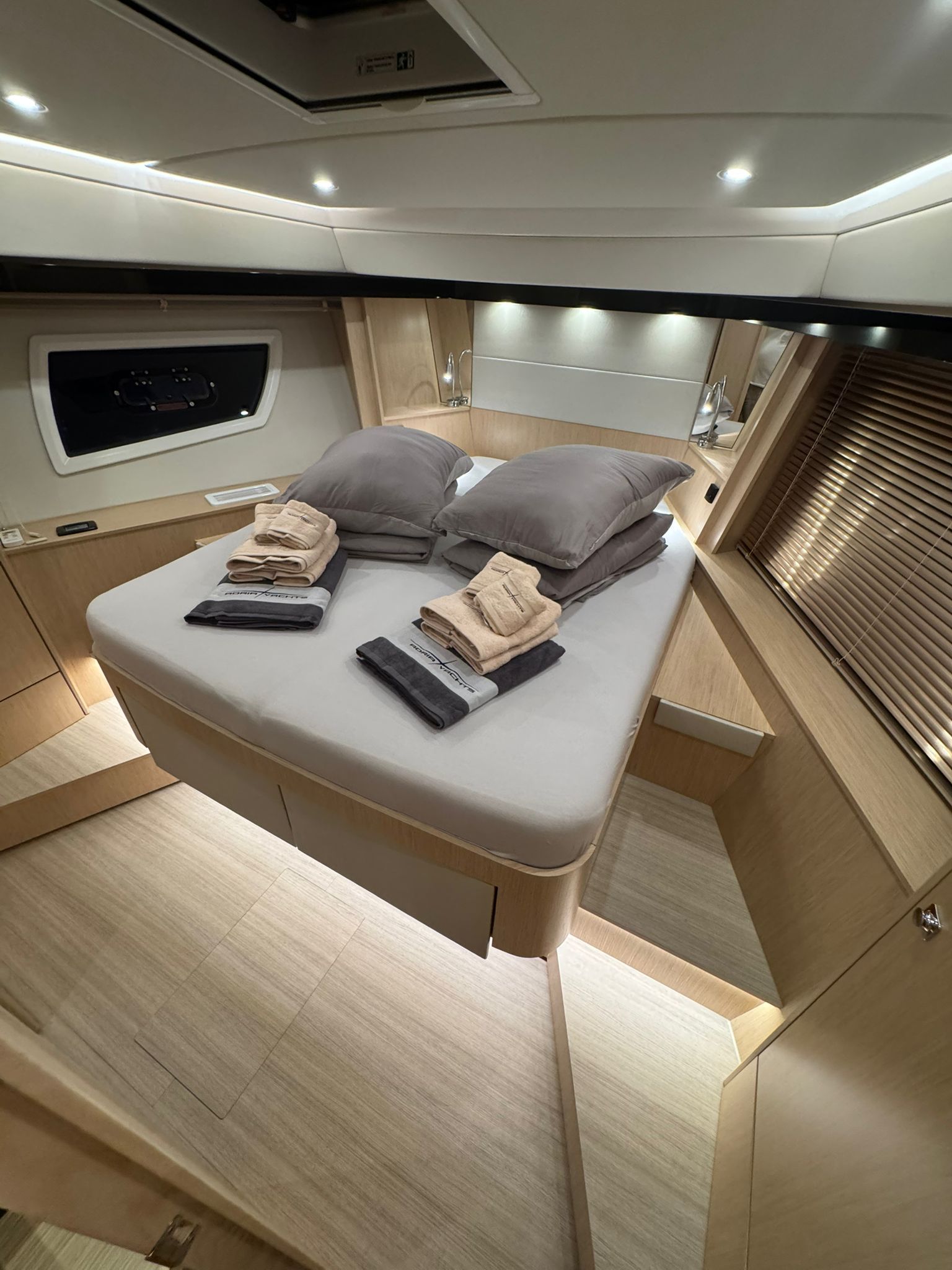 Bavaria Virtess 420 Fly | Lana