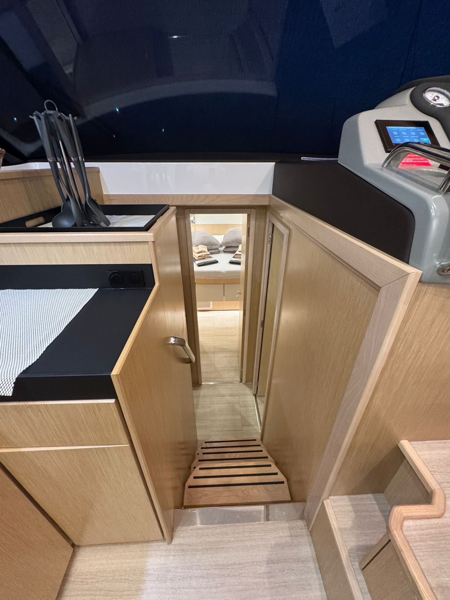 Bavaria Virtess 420 Fly | Lana