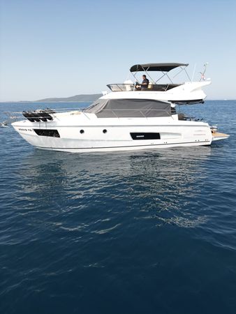 Bavaria Virtess 420 Fly | Lana
