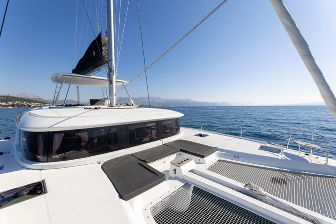 Lagoon 46 | Aura