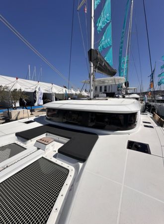 Lagoon 46 | Aura