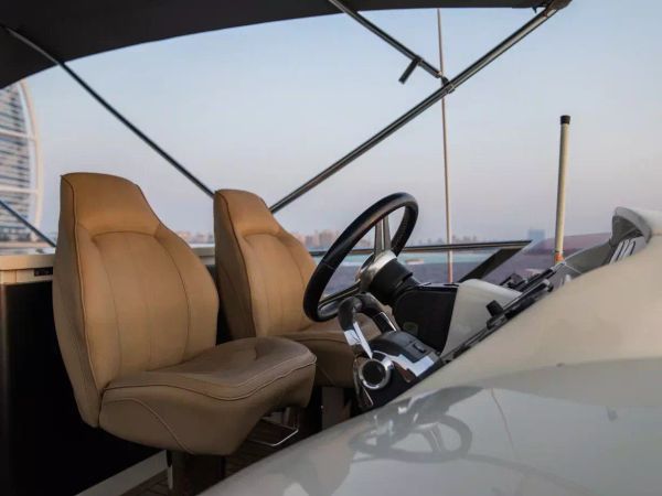 Princess 56 | Loop