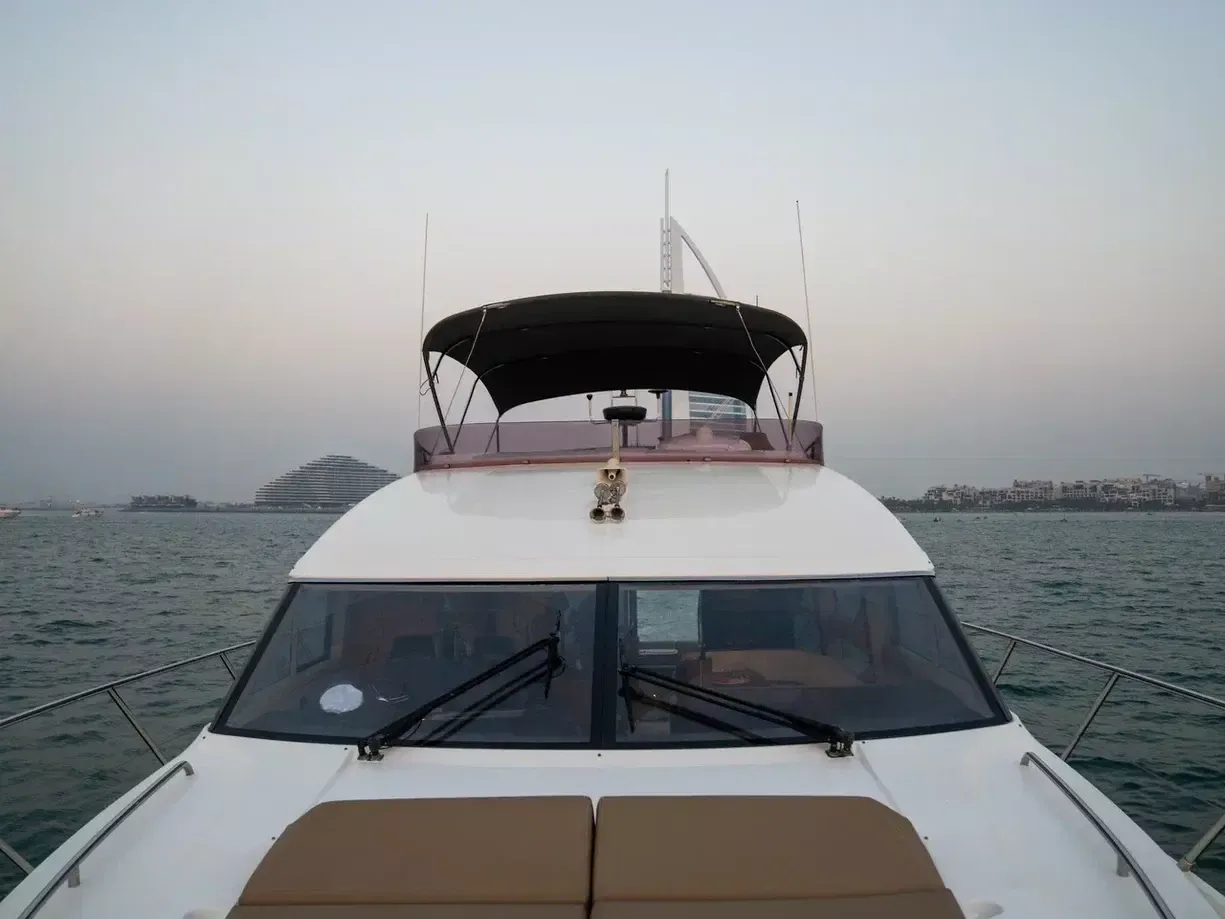 Princess 56 | Loop