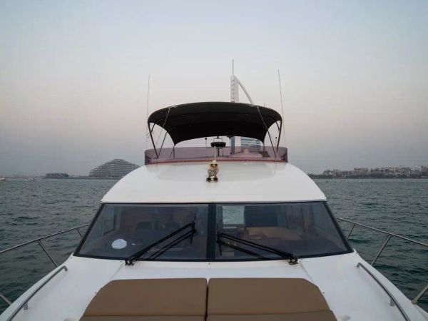 Princess 56 | Loop