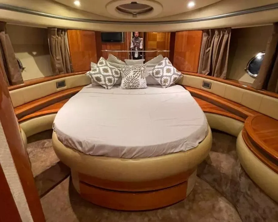 Azimut 50 | Koli
