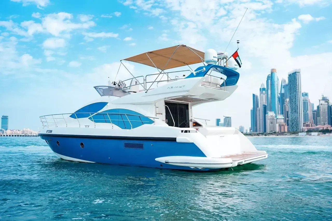 Azimut 45 | Sky