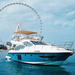 Azimut 45 | Sky