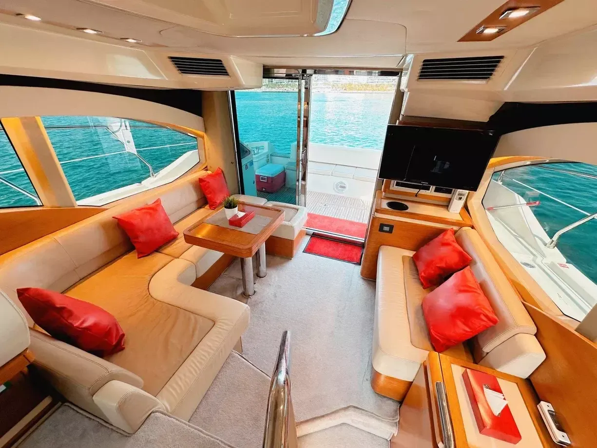 Azimut 45 | Sky