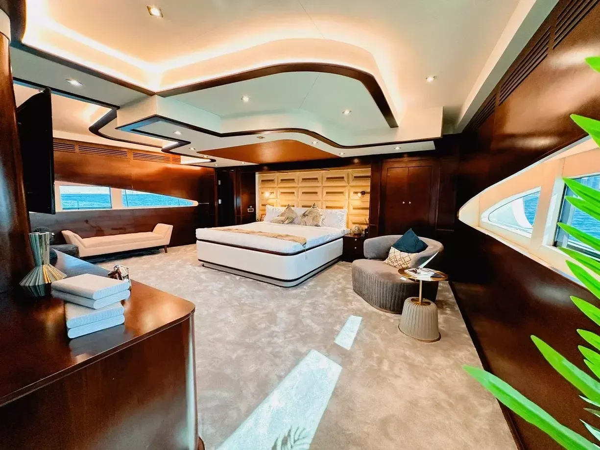 Custom Built 140 | Stardom