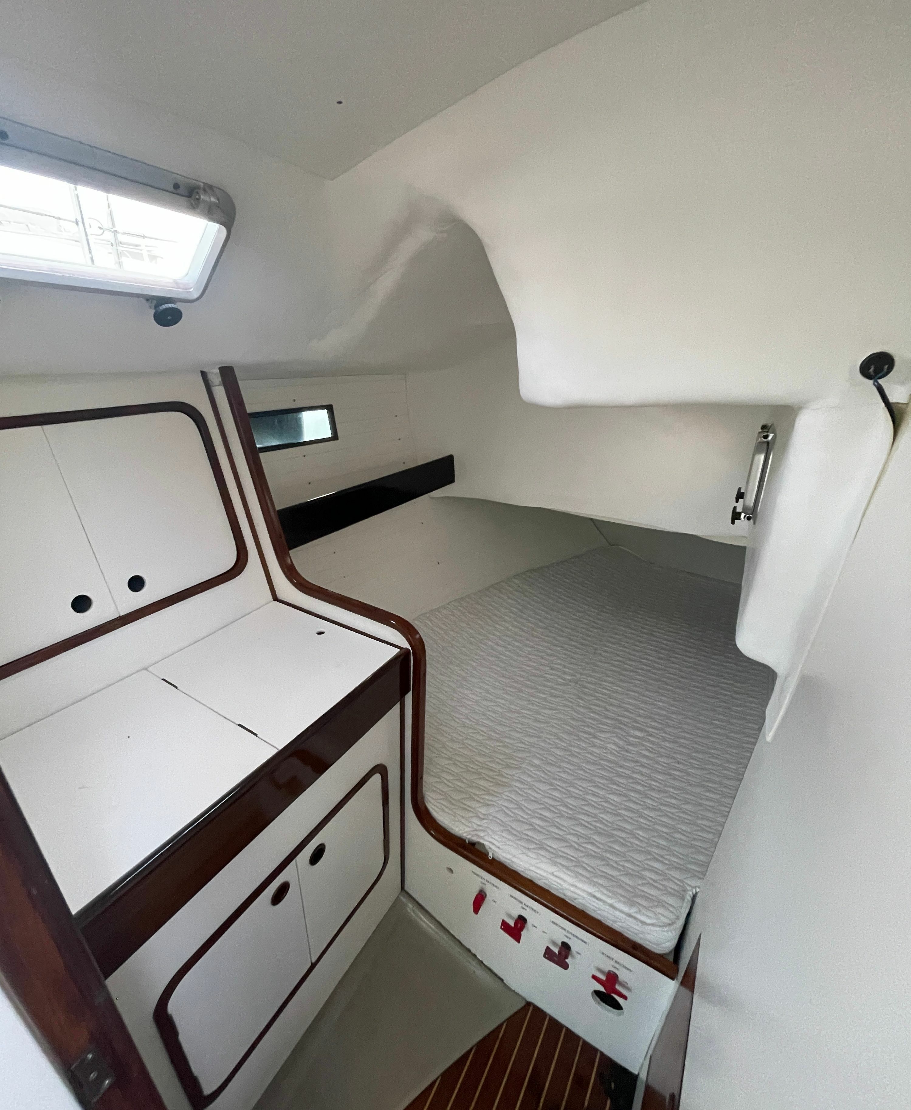 Beneteau Oceanis 430 | Phoenix
