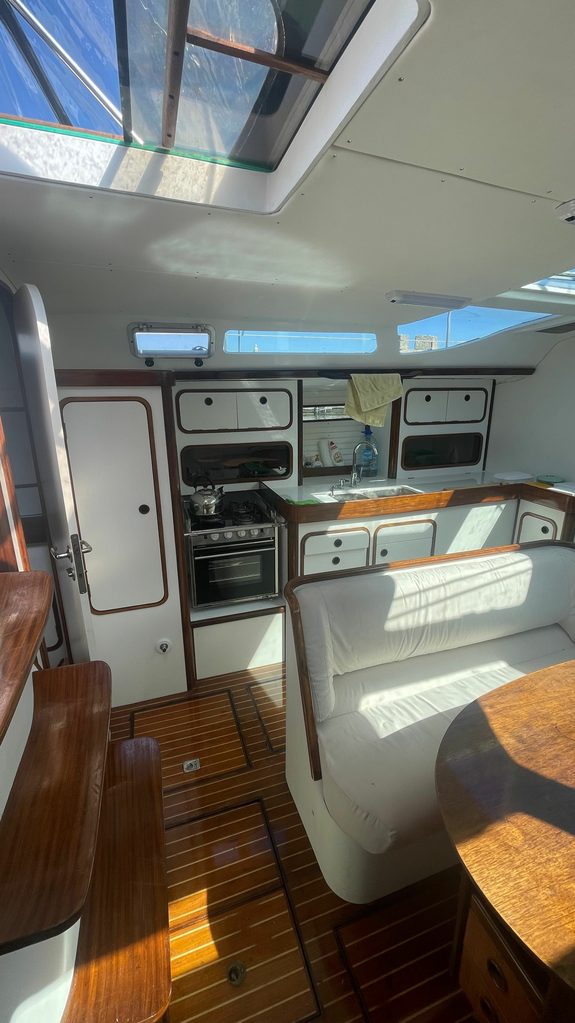 Beneteau Oceanis 430 | Phoenix