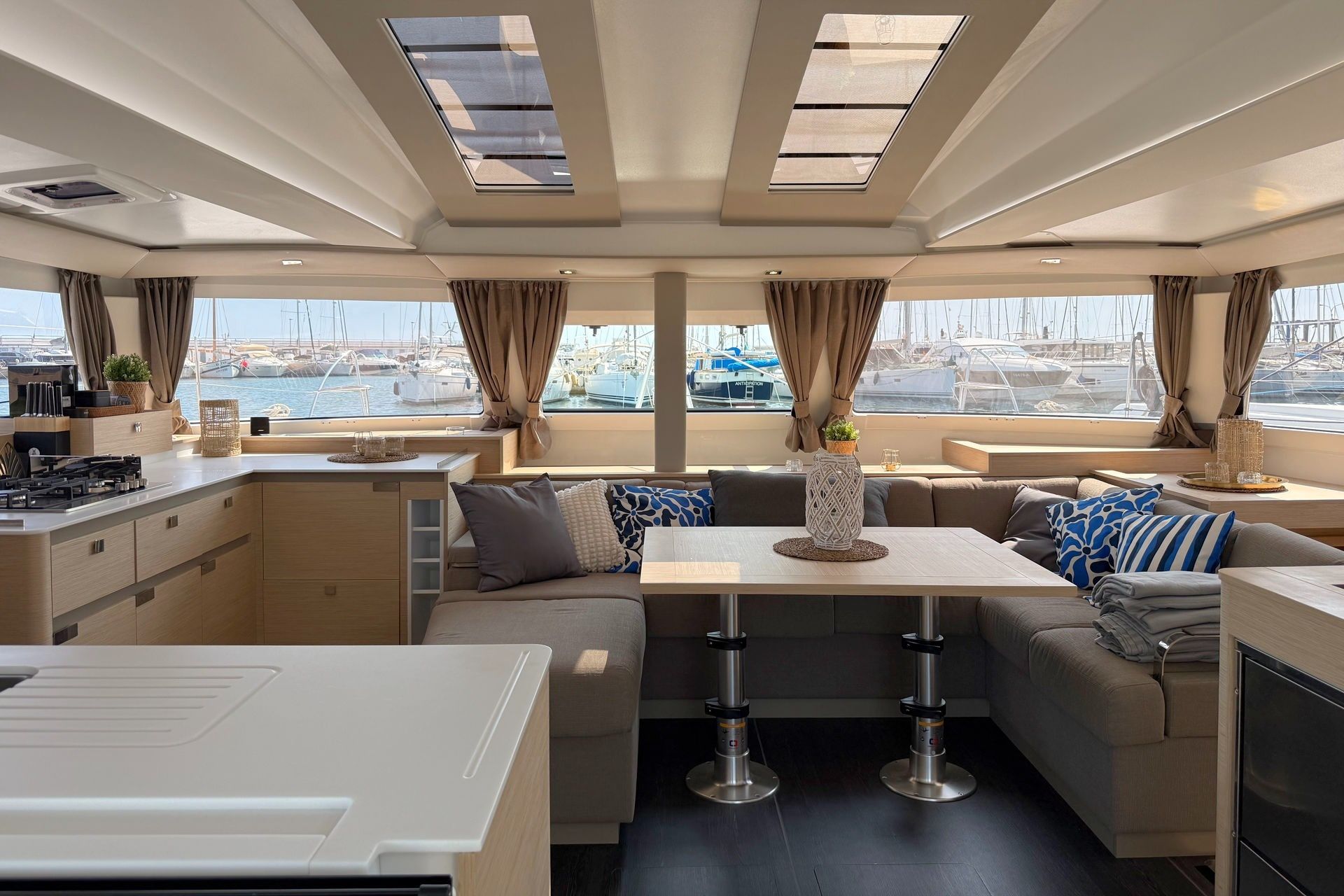 Fountaine Pajot Elba 45 | Yara