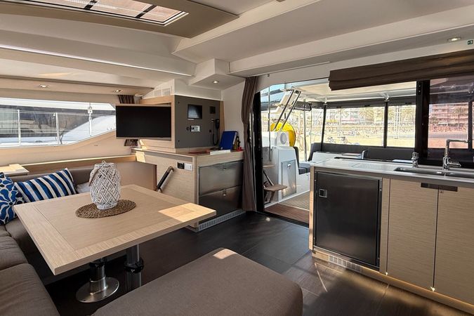 Fountaine Pajot Elba 45 | Yara